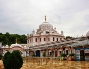 Gurudwara Sri Nanak Jhira Sahib